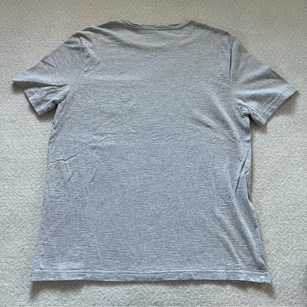 Faherty Surf Stripe Sunwashed Pocket Tee Shirt in Gray / Blue - Picture 3 of 3